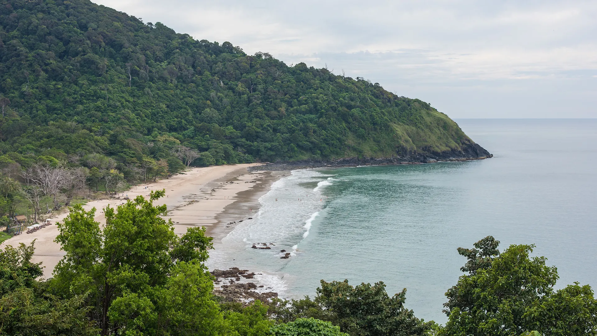Lanta Smile Resort @Long Beach Ko Lanta